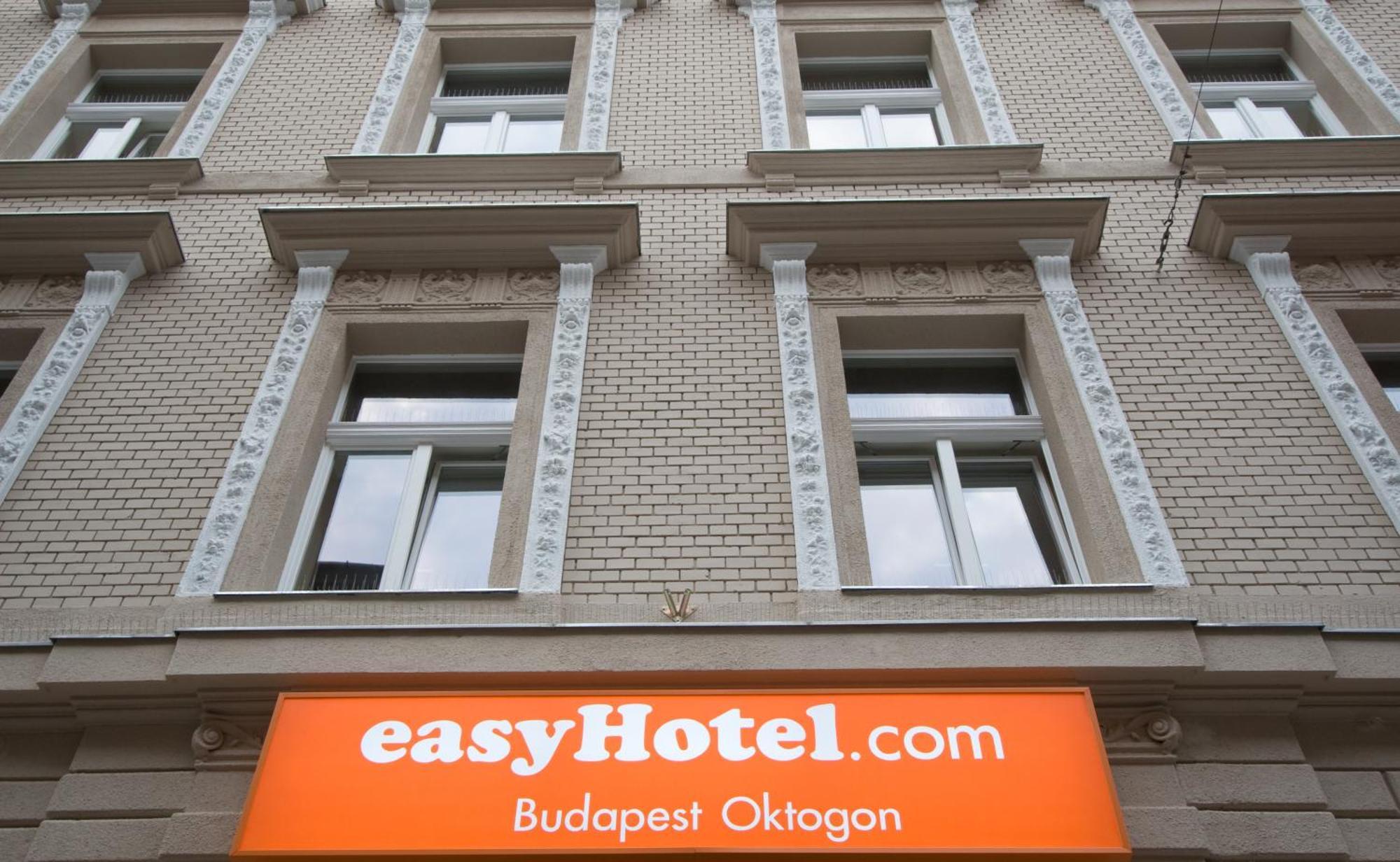 Easyhotel Budapest Oktogon Exterior foto